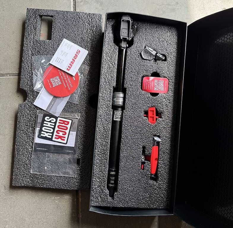 Ersatzteile: Rockshox Reverb axs  – Gebraucht aus Domat-Ems von Latoma