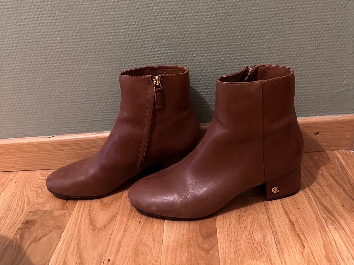 Ralph Lauren Damenschuhe: Bottines Ralph Lauren 39 – Gebraucht aus Genève von oli_vr82