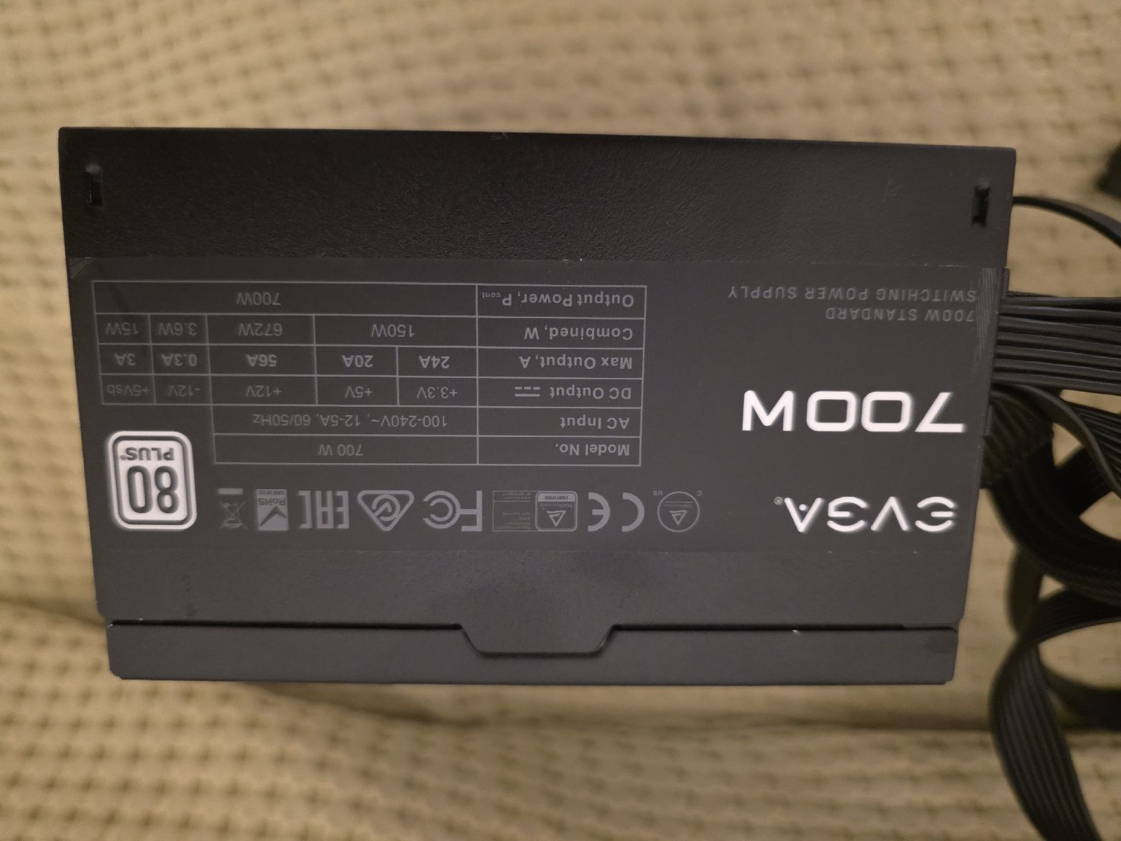 Componenti elettronici: EVGA 700W Netzteil – Usato da Basel venduto da Cod1987 3