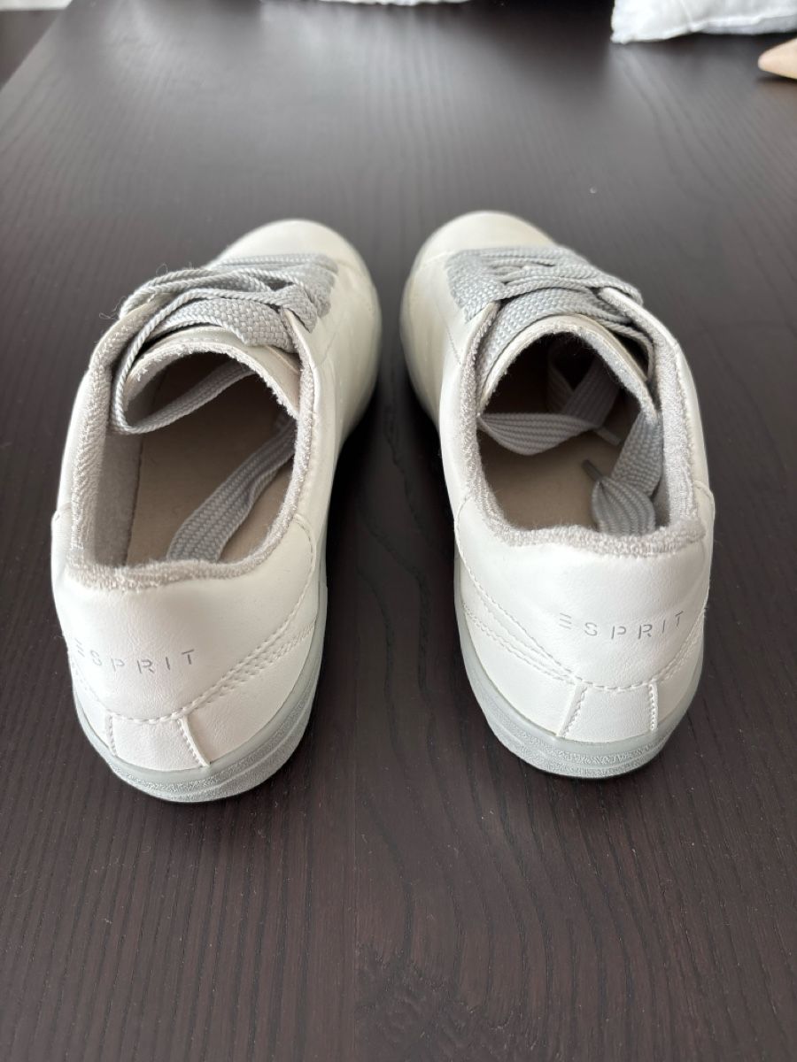 Esprit Scarpe da donna: Esprit Damen Sneaker, weiss, Gr. 39, neu – Nuovo (secondo la descrizione) da Adliswil venduto da ninotschka7 1