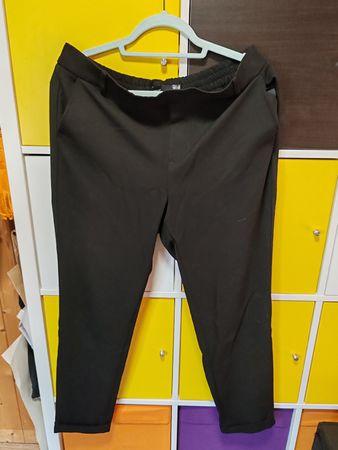 Damen Hose Vero Moda schwarz Grösse L/32 guter Zustand