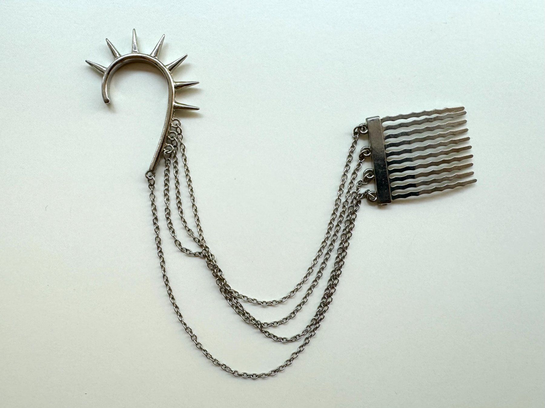 Orecchini pendenti & Orecchini a lobo: Spike ear cuff hair comb – Nuovo (secondo la descrizione) da Genève venduto da Reveur 1