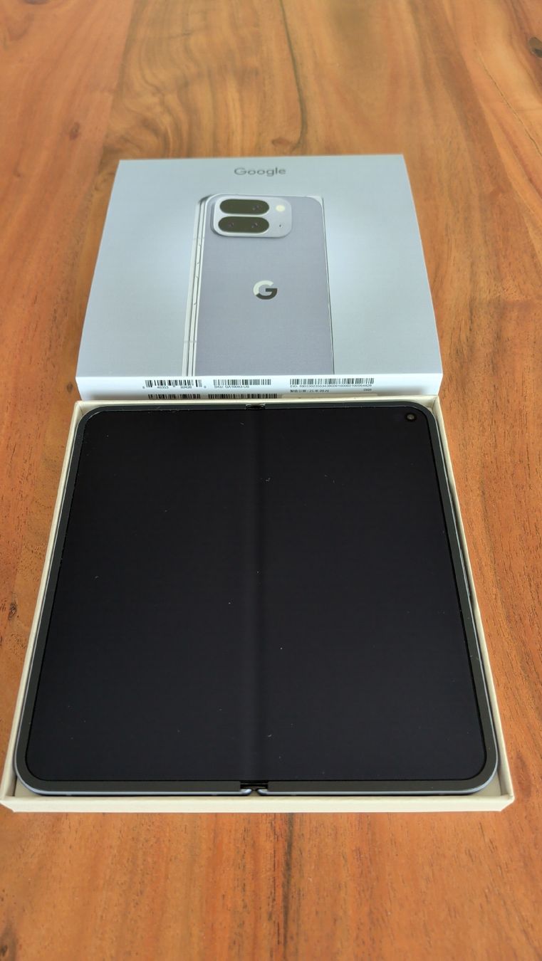 Google Telefoni cellulari / Smartphones: Fast neues Google Pixel 10 Pro Fold mit Zubehör – Nuovo (secondo la descrizione) da Zeiningen venduto da Reddevile 7