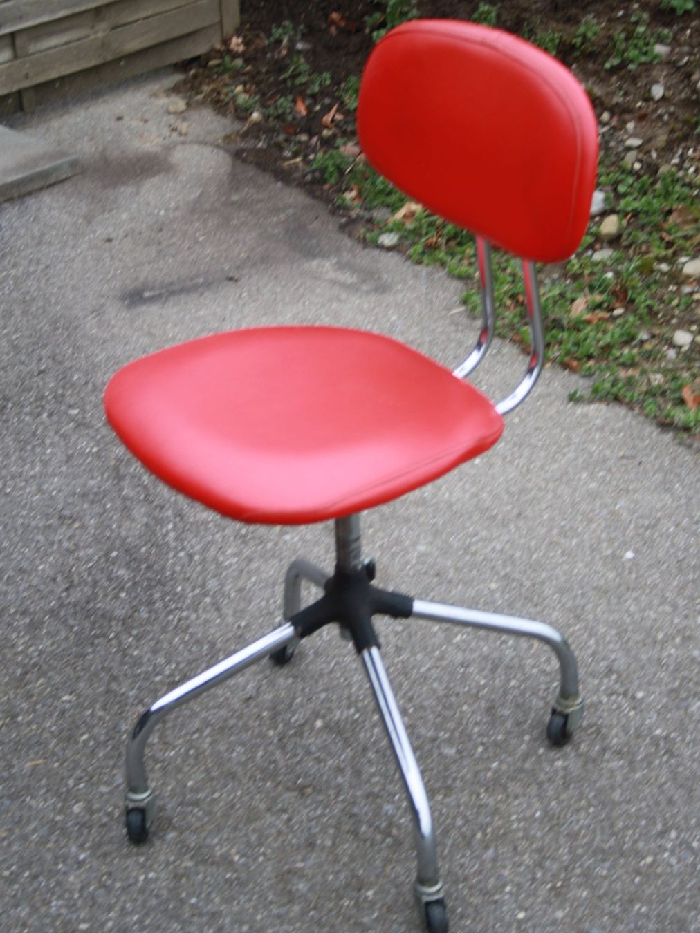 Sedie: VINTAGE BÜROSTUHL  STUHL – Usato da Wauwil venduto da Pneuedy 7
