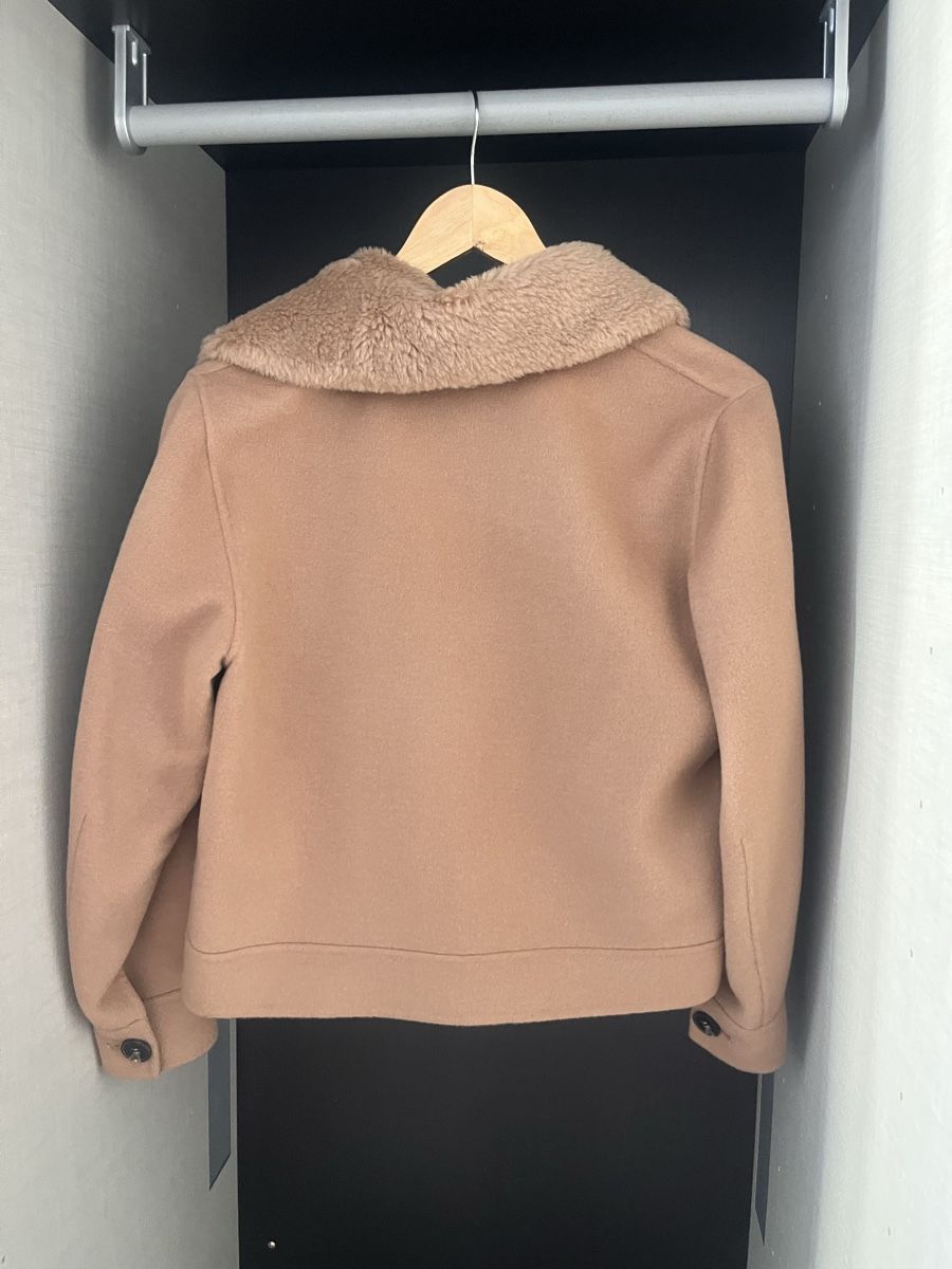 Max Mara Cappotti: Intrend camel wool blend jacket with removable teddy collar – Nuovo (secondo la descrizione) da Lugano venduto da gil_2xvg 1