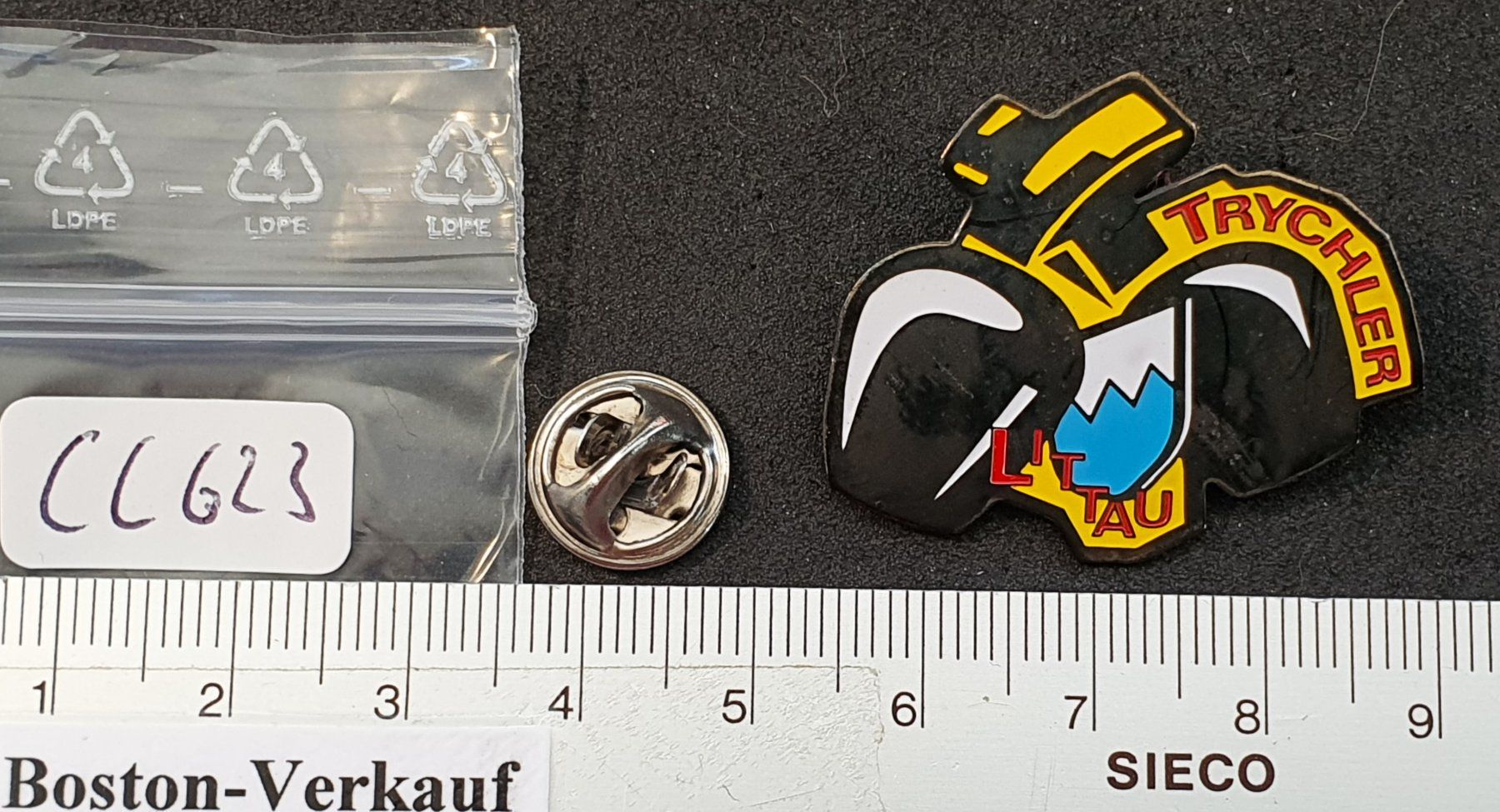 Placchette & Badge: CC623 - Pin Trychler LITTAU – Usato da Reinach BL venduto da Boston-Verkauf 1