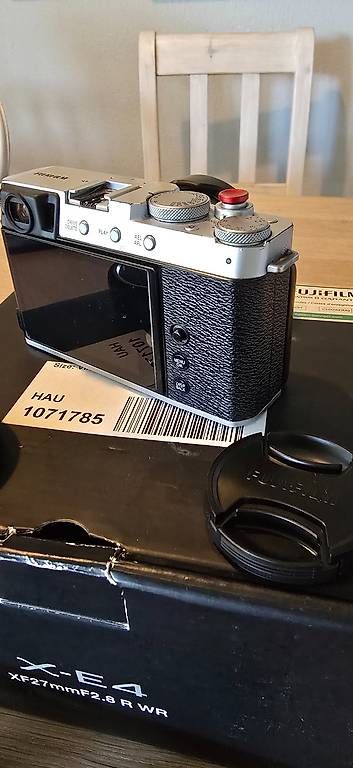 Fujifilm Fotocamera: Fujifilm X-E4 kit avec XF 16mm – Usato da Villars-sur-Glâne venduto da Zoyah 2