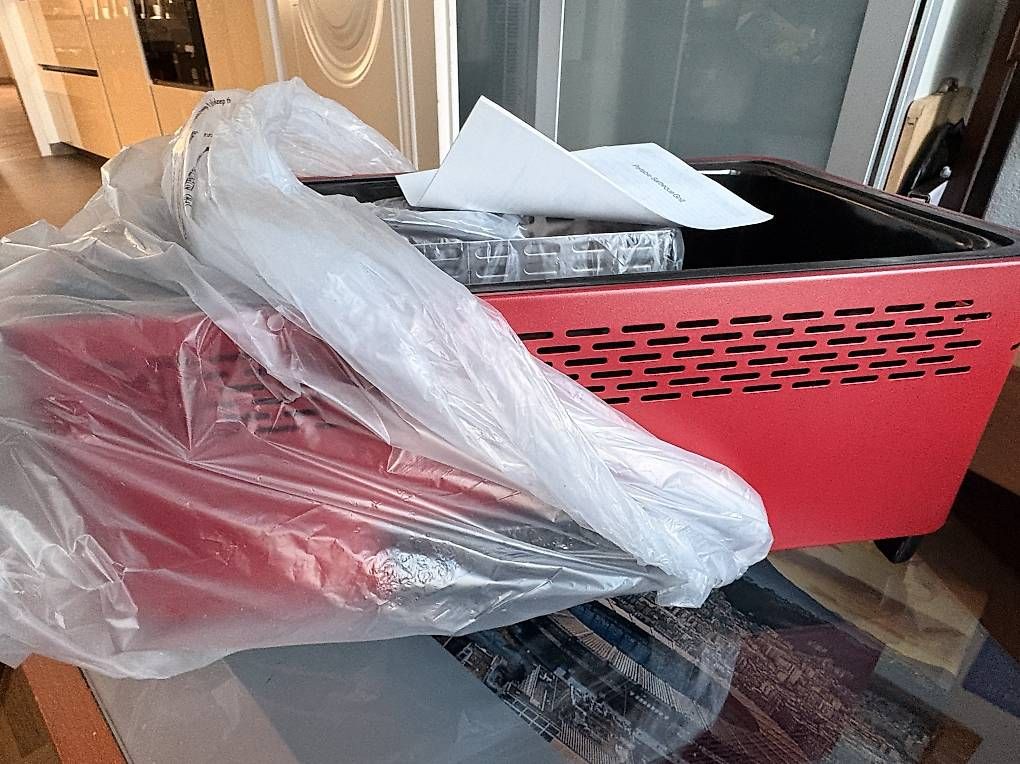 Griglie: BBQ a charbon portable – Nuovo e nell'imballaggio originale da Versoix venduto da MelyN