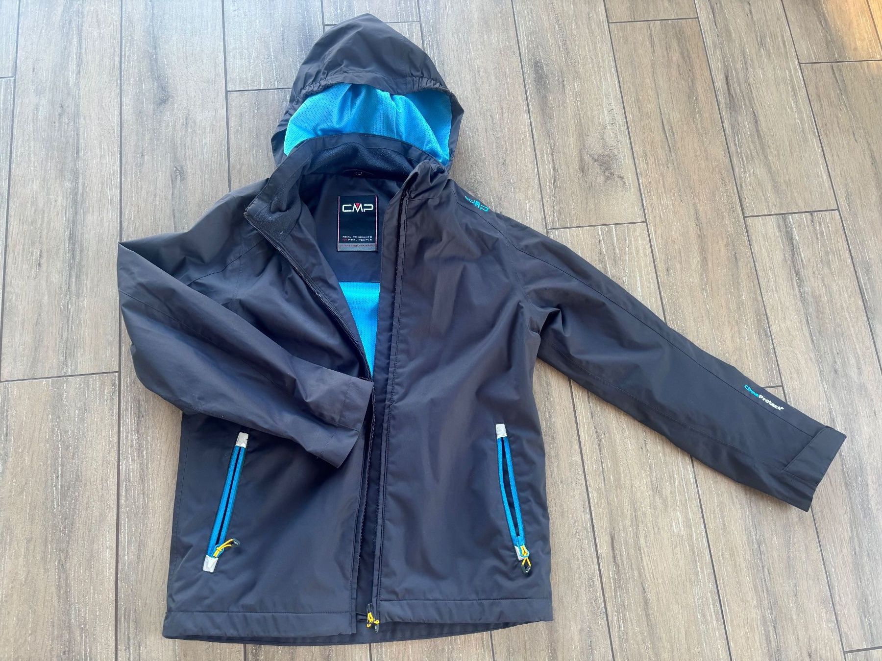 CMP Vestes & Manteaux: 152_CMP_rain jacket – D'occasion à St-George par elena27