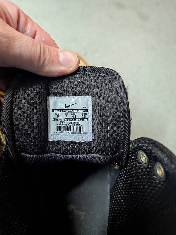 Nike Scarpe da uomo: Nike ACG (41) Winterschuhe Boots – Usato da Frauenfeld venduto da Yuriy 4