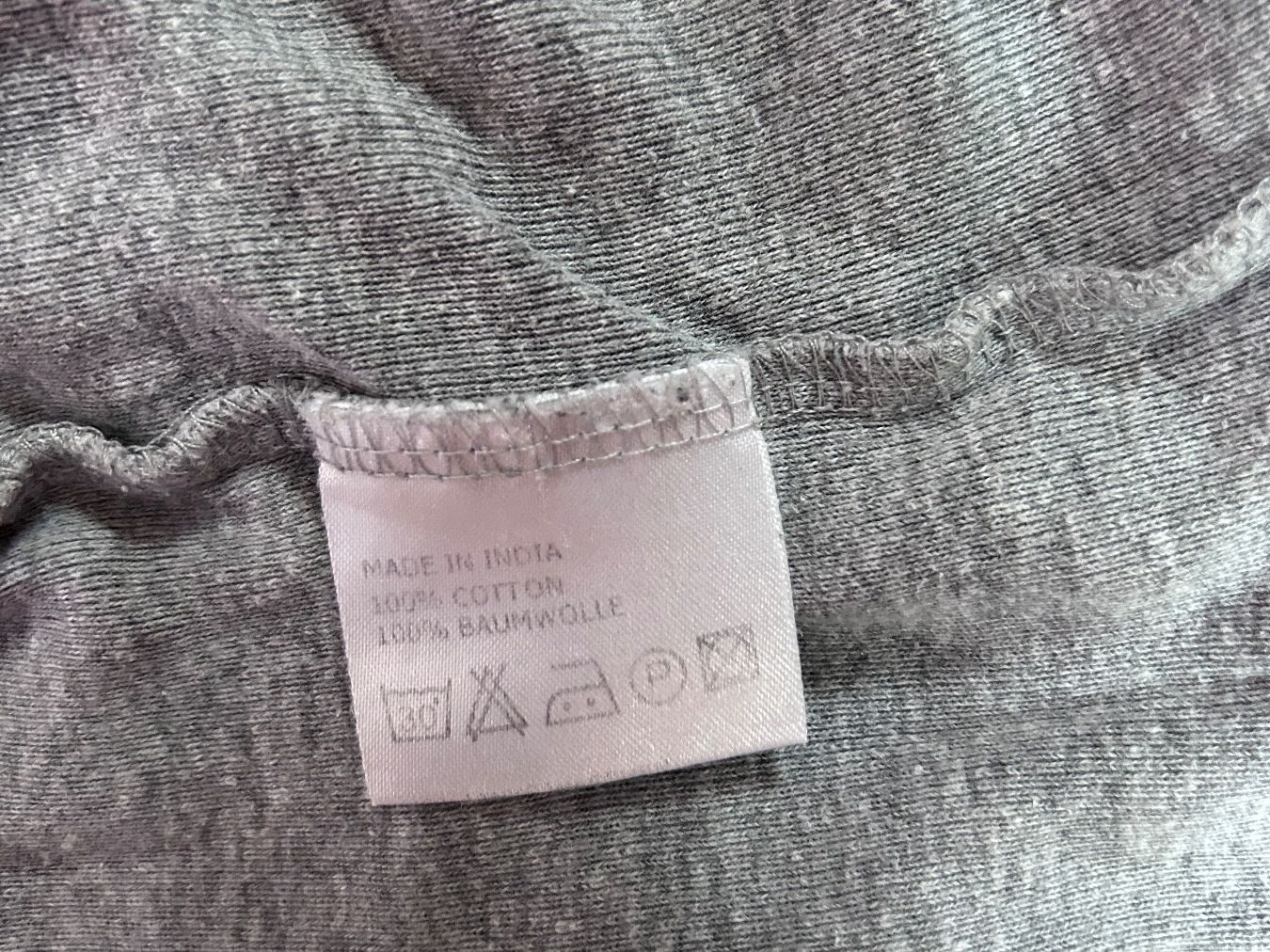 H&M T-shirt: Chicorée T-Shirt – Usato da St. Gallen venduto da look-twice 4