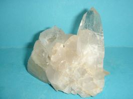 Bergkristall mit schönem Glanz und perfekter Spitze VS