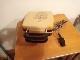 Jura Bretzeleisen type 141 mit neue Kochplatten