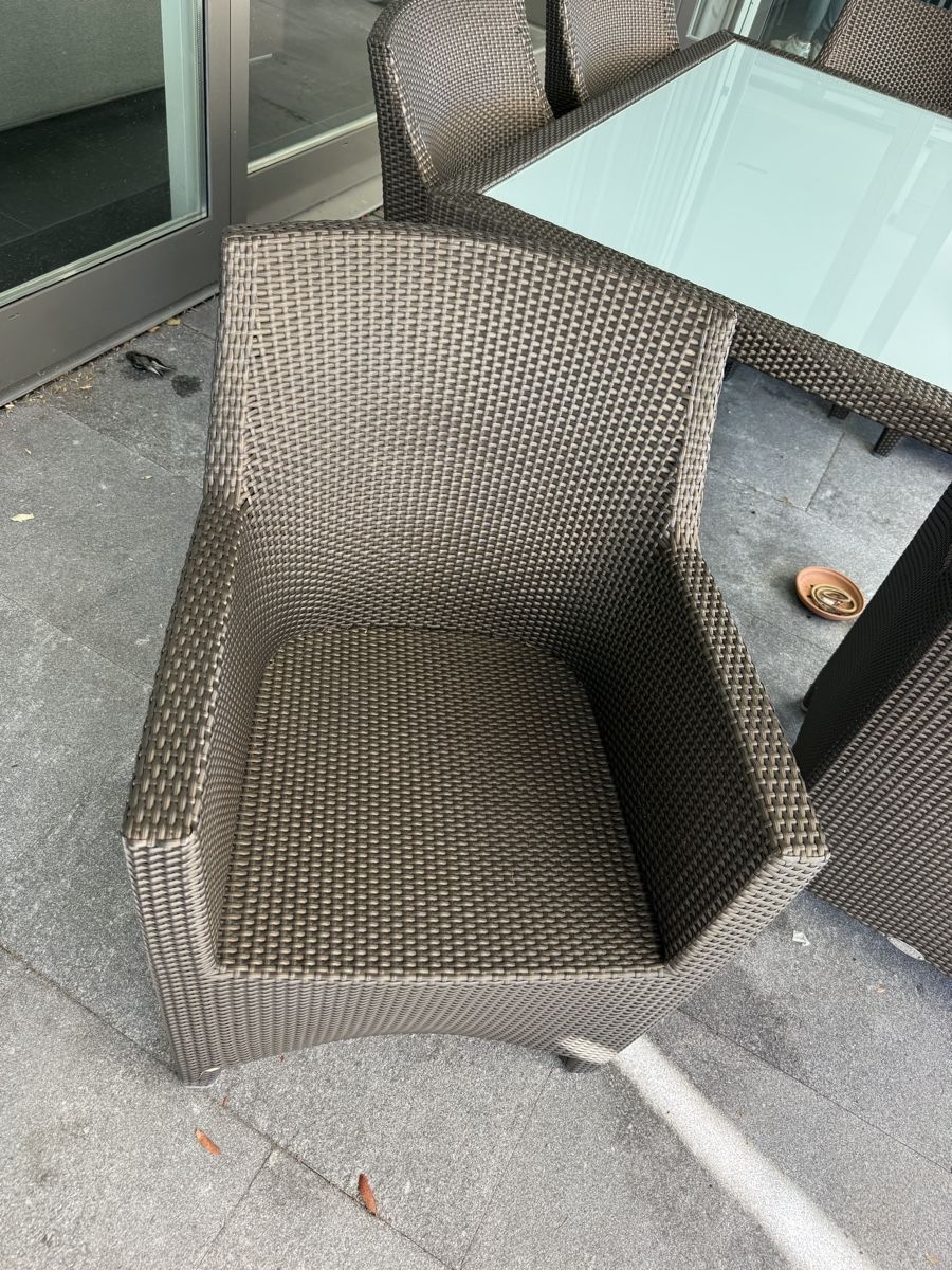 Dedon Set di tavolo e panche: Dedon Gartenmöbel Set Tisch uns Sühle – Usato da Bubikon venduto da piznuna 3