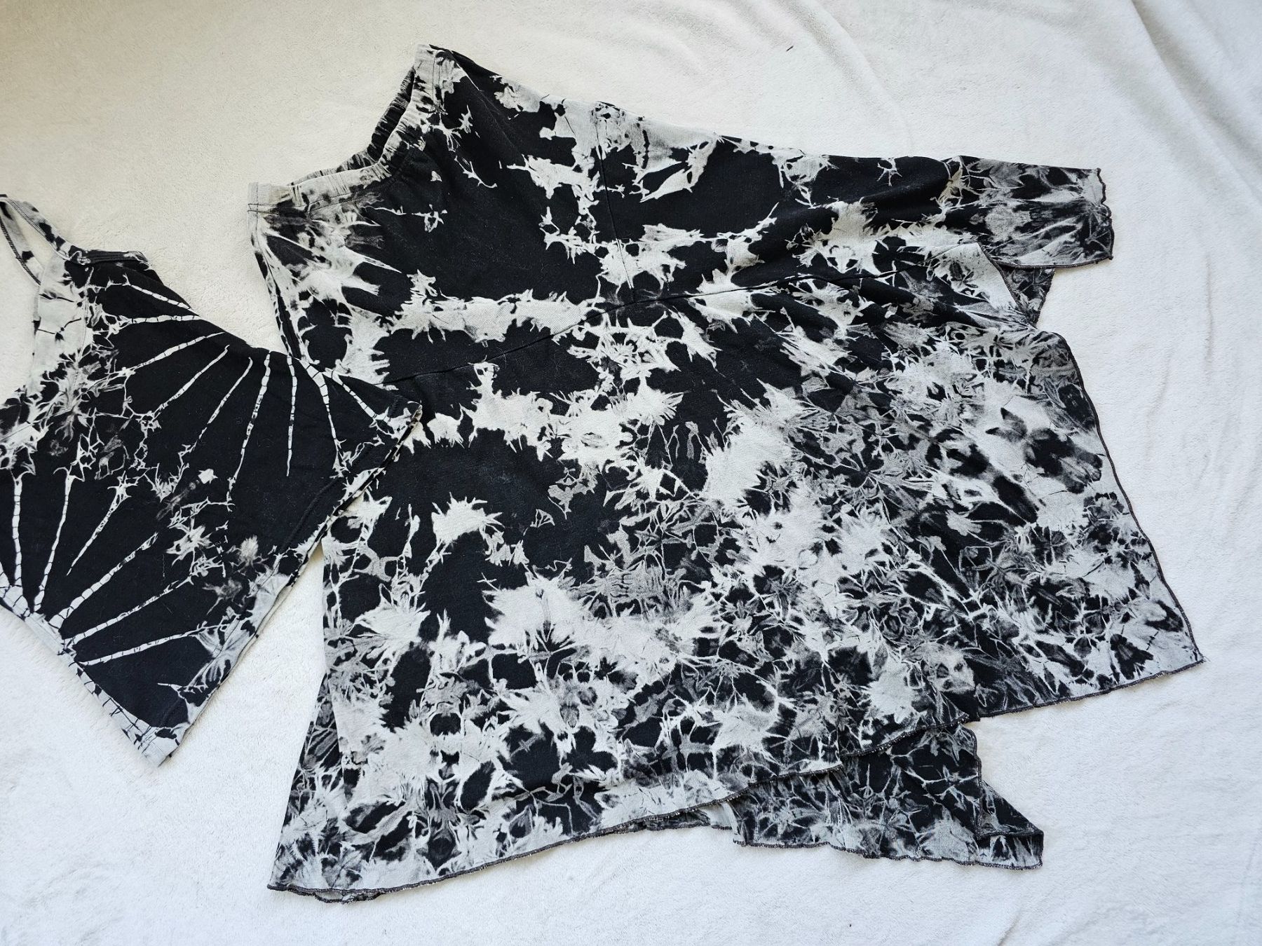 Vestiti & Gonne: Ensemble batik tie-dye gris noir  13-14 ans – Nuovo (secondo la descrizione) da Gland venduto da Vee_0 2