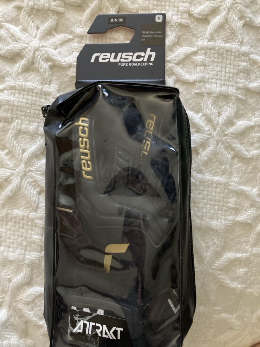 Kinderhandschuhe: Reusch Junior Goaliehandschuhe Gr.6 – Gebraucht aus zürich von Eftichia