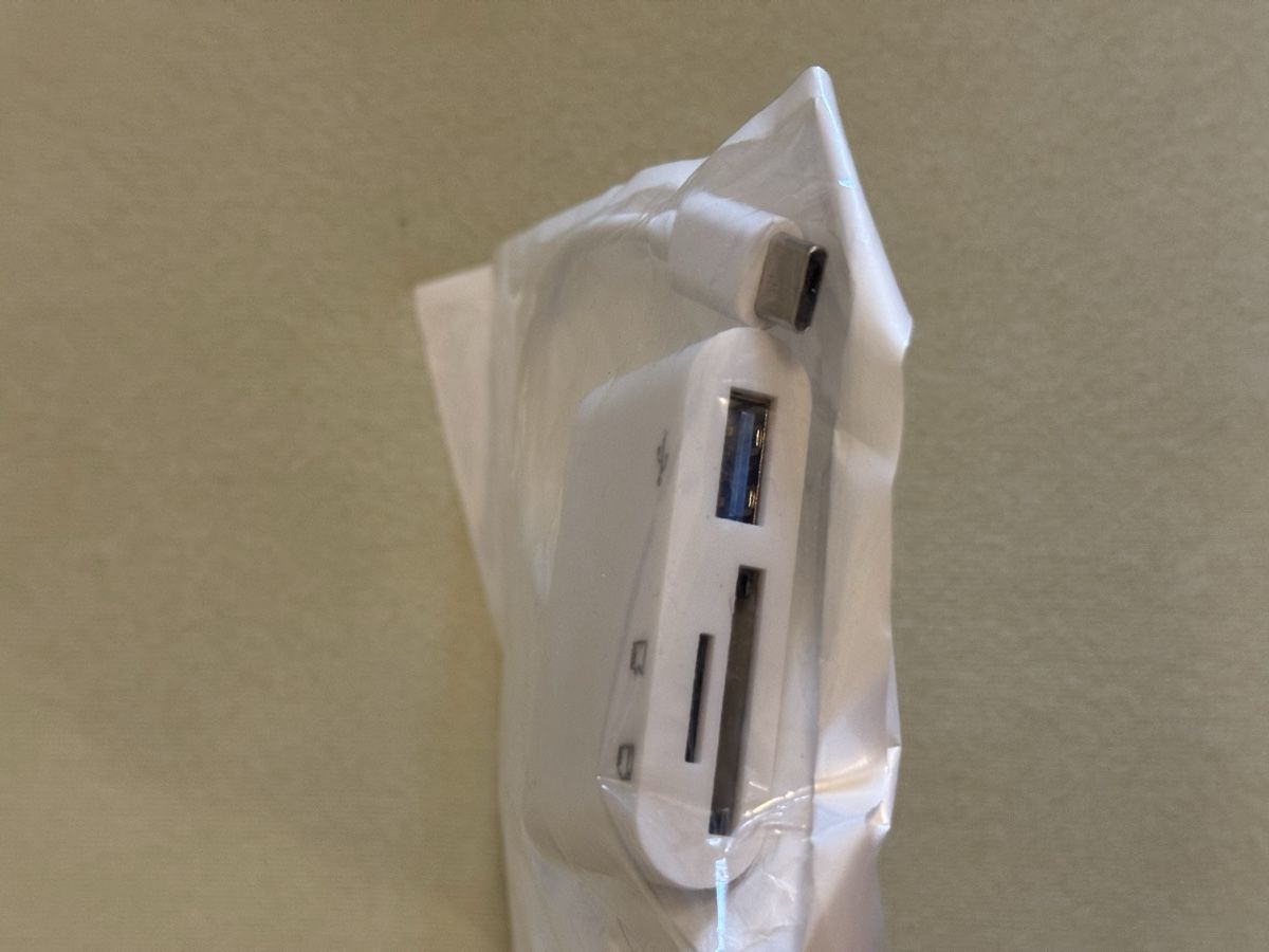Unità & Adattatore: USB-C Multiport Adapter mit SD-Kartenleser – Nuovo (secondo la descrizione) da Zürich venduto da PrinceZuko