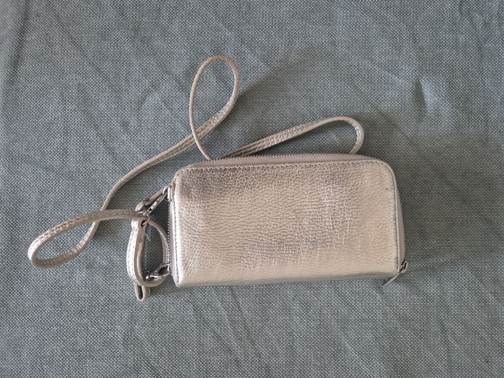 Sacs femmes: Portmoneetasche – D'occasion à Luzern par Bettina812 1