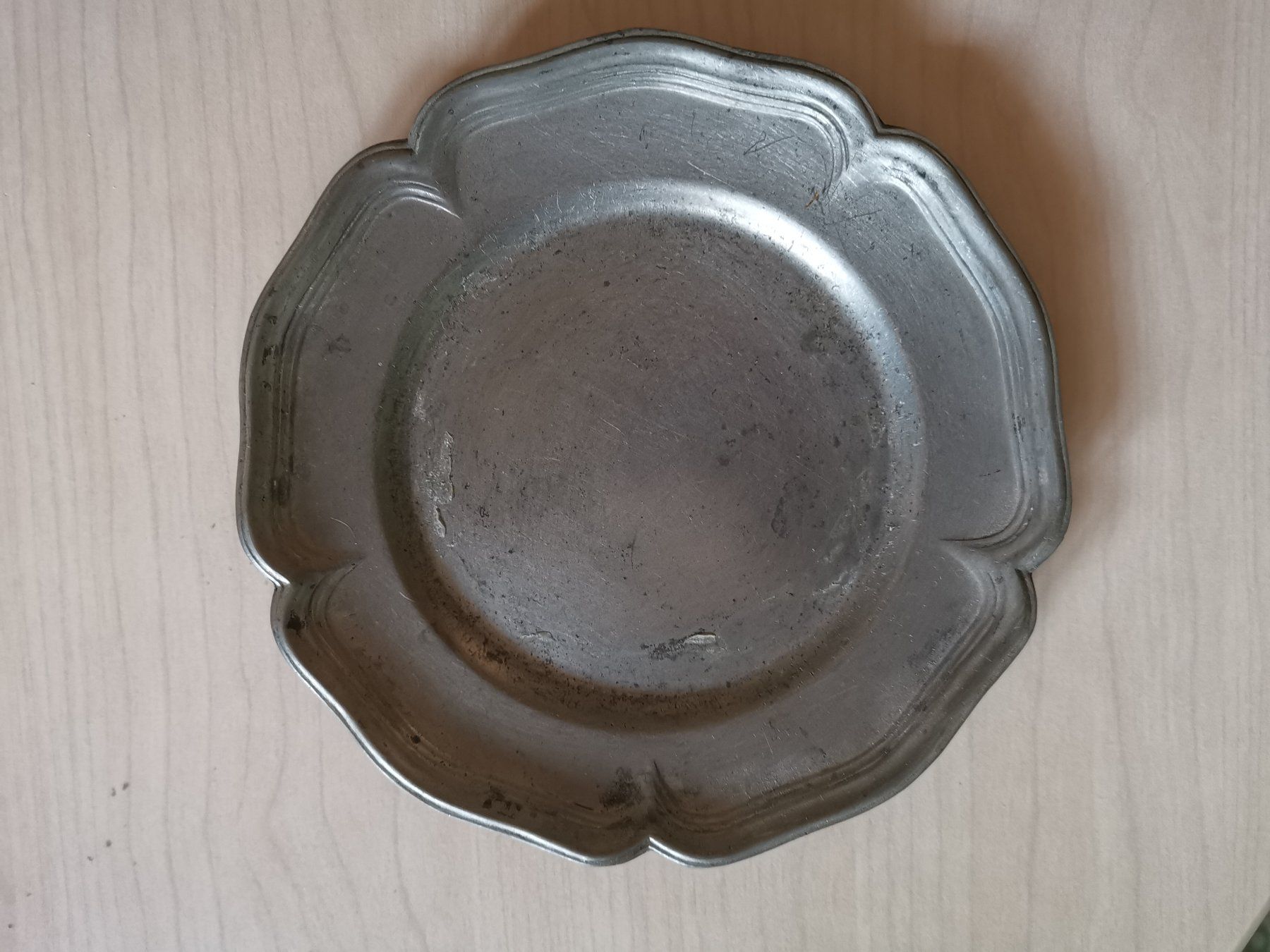 Assiettes: kleiner Zinnteller – D'occasion à Dornach par Hei50