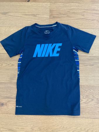 FunktionsTricot Nike DryFit Gr.128-137