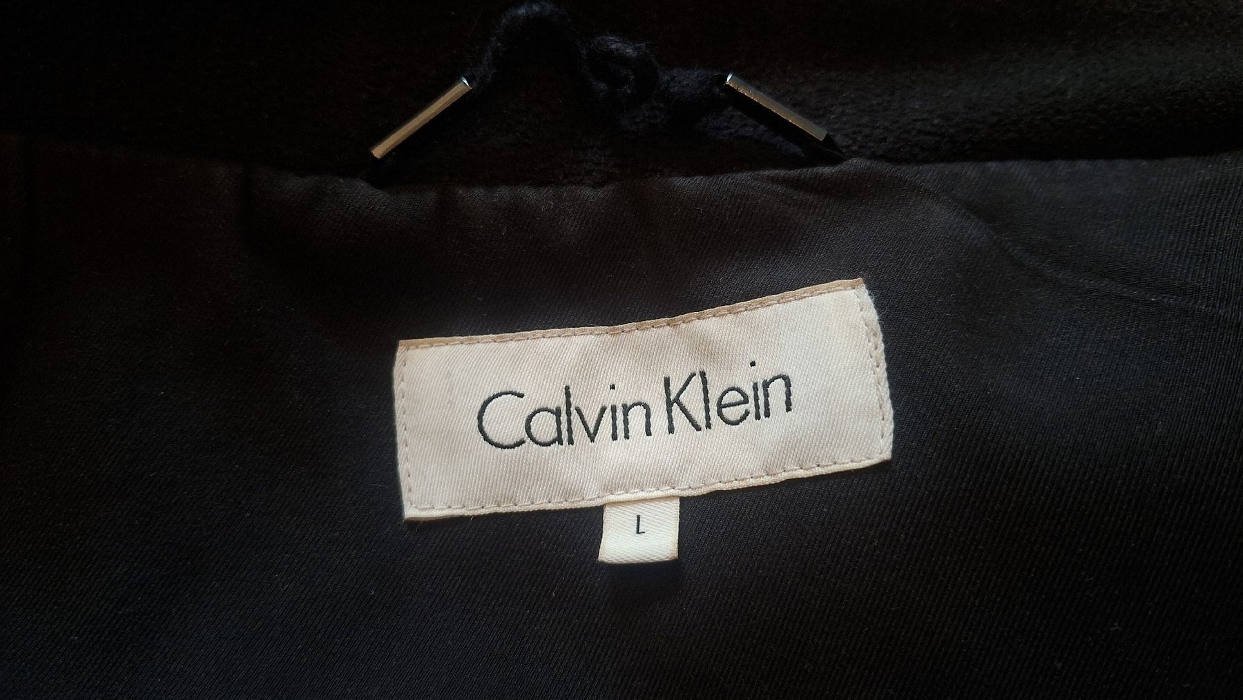 Calvin Klein Giacche: Schwarze Herrenjacke von Calvin Klein – Usato da Oberengstringen venduto da Kimchimon 6