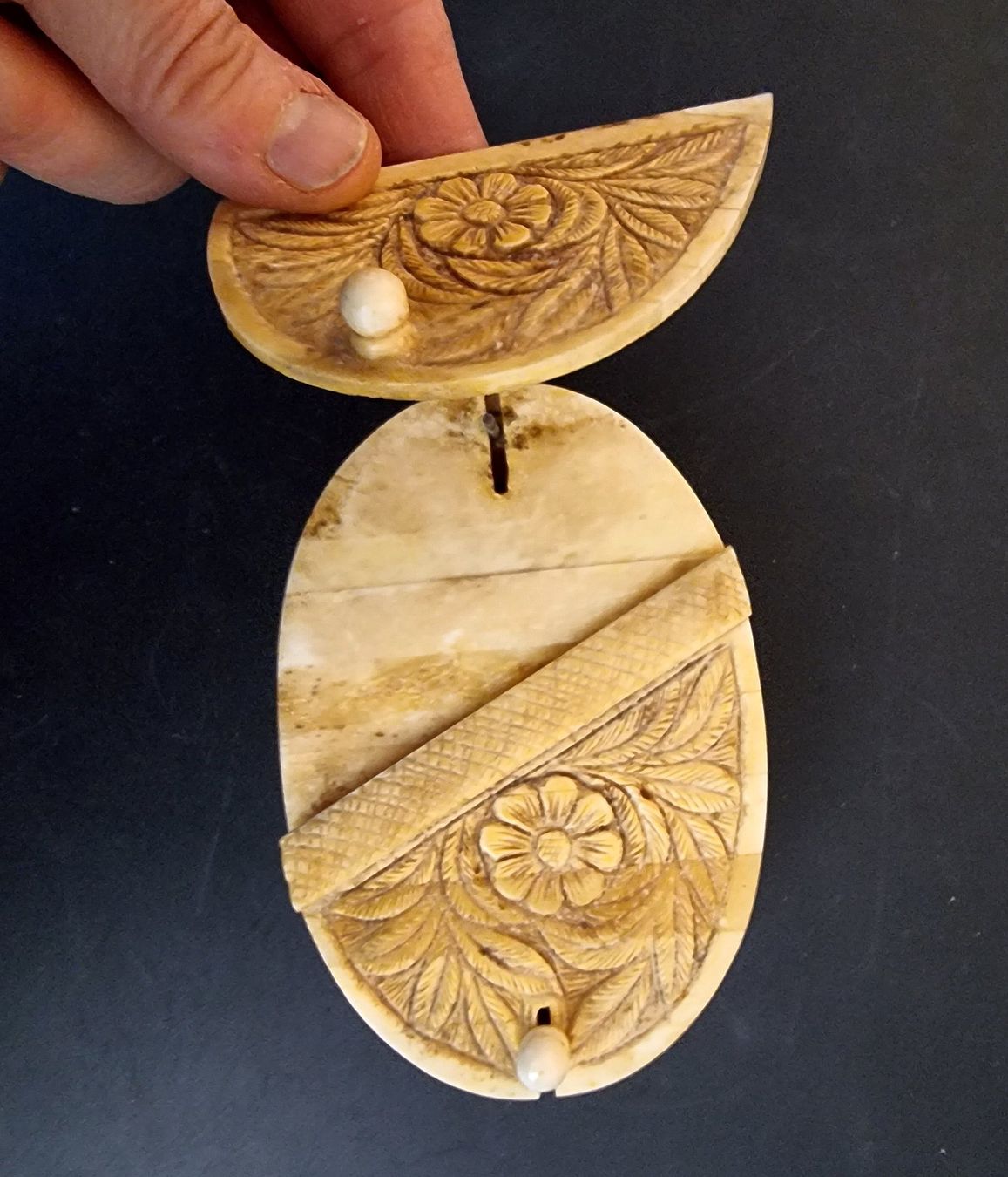 Dosen: Boîte à bijoux ancienne sculptée – Gebraucht aus Veyrier von Leilazizou 4