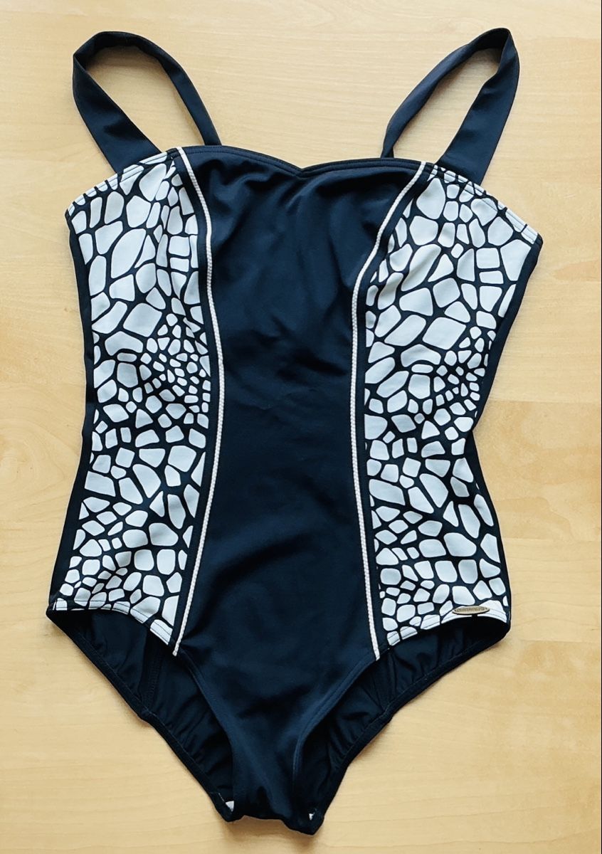 Costumi da bagno & Bikini: Badeanzug Damen schwarz/weiss Grösse 40 – Usato da Kreuzlingen venduto da LoveTheSea