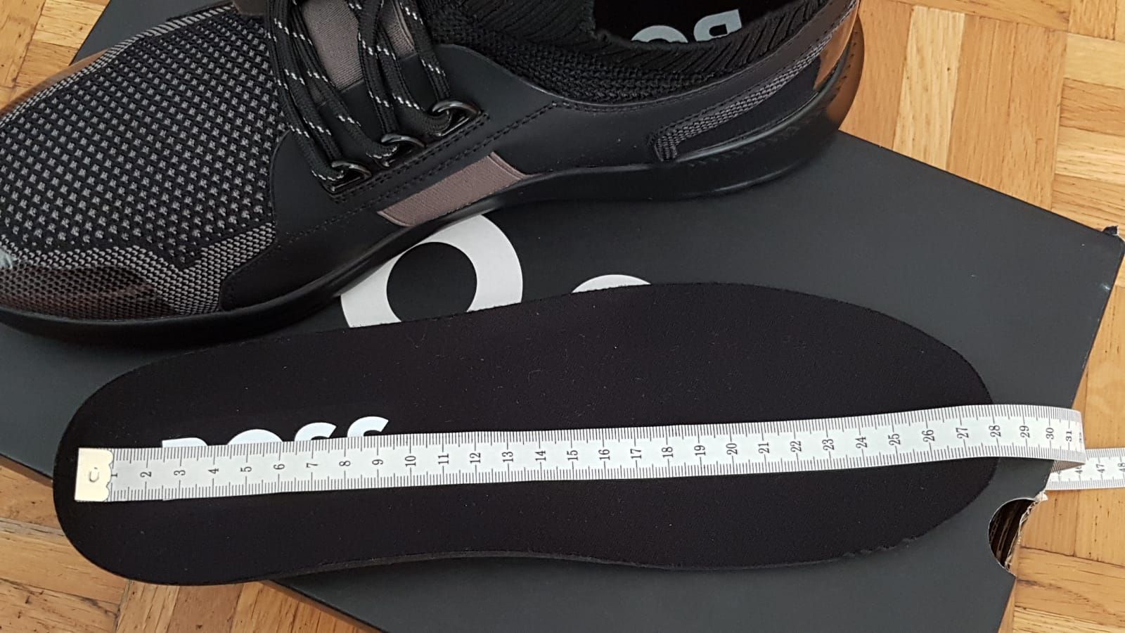 Hugo Boss Scarpe da uomo: Sneaker Hugo Boss Extreme Runn  N,Gr.42 – Nuovo e nell'imballaggio originale da Zürich venduto da ata_c8nh 8