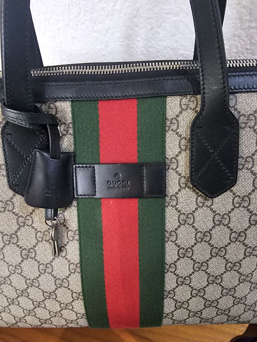 Gucci Borse: Gucci  Supreme Canvas Carryall Boston Bag – Nuovo (secondo la descrizione) da Zunzgen venduto da Fleksi 1
