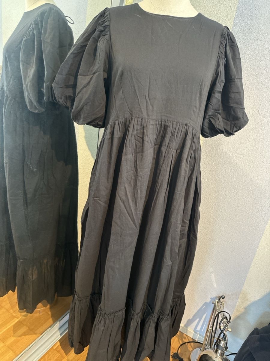 Vestiti: schwarzes Maxikleid Gr. 36/38 Baumwolle – Usato da Bassersdorf venduto da Ayumiyamaguchi