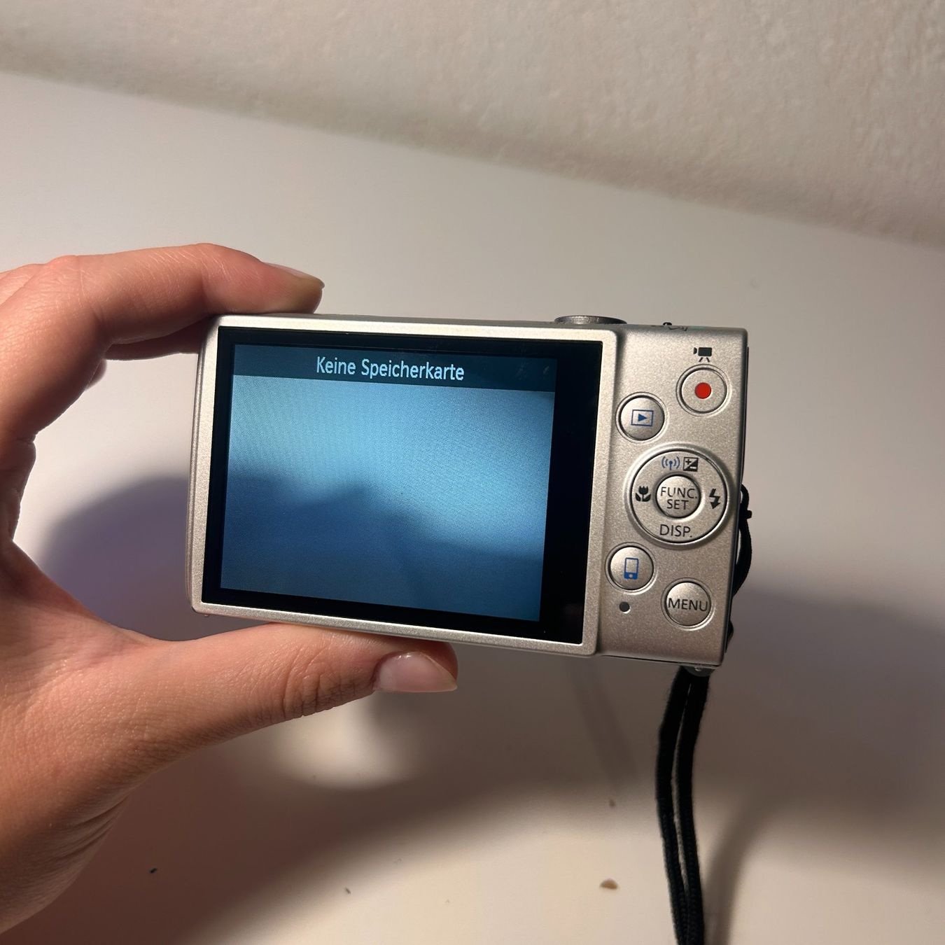Canon Fotocamera: Canon Ixus 265 HS – Nuovo (secondo la descrizione) da Pensier venduto da 15alice 5
