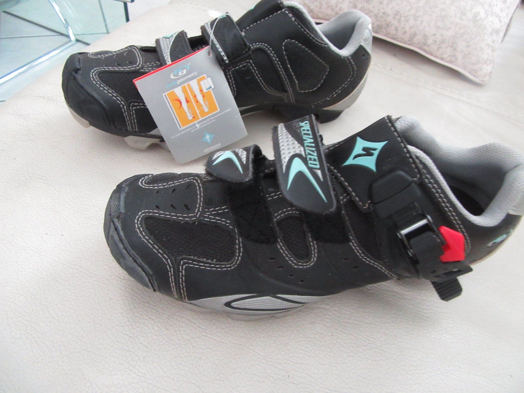 Chaussures femmes: Damen Velo Schuhe Gr 37, Specialized – Neuf (Voir description) à Mels par Sandylein 3