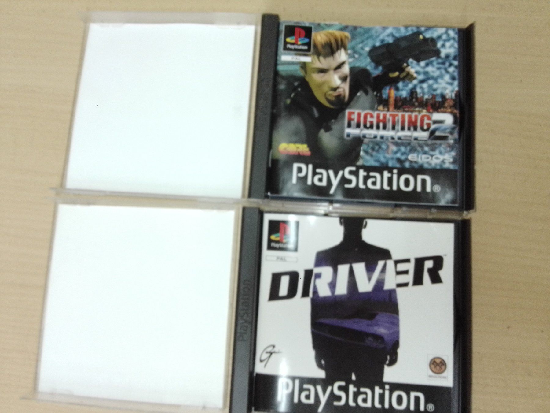 Sony Console: PlayStation 1 (9002) mit 2 Light Guns – Usato da Naters venduto da sealed-gamer 5