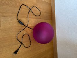 Kugel Lampe lila mit Kabel und Schalter Zierleuchten