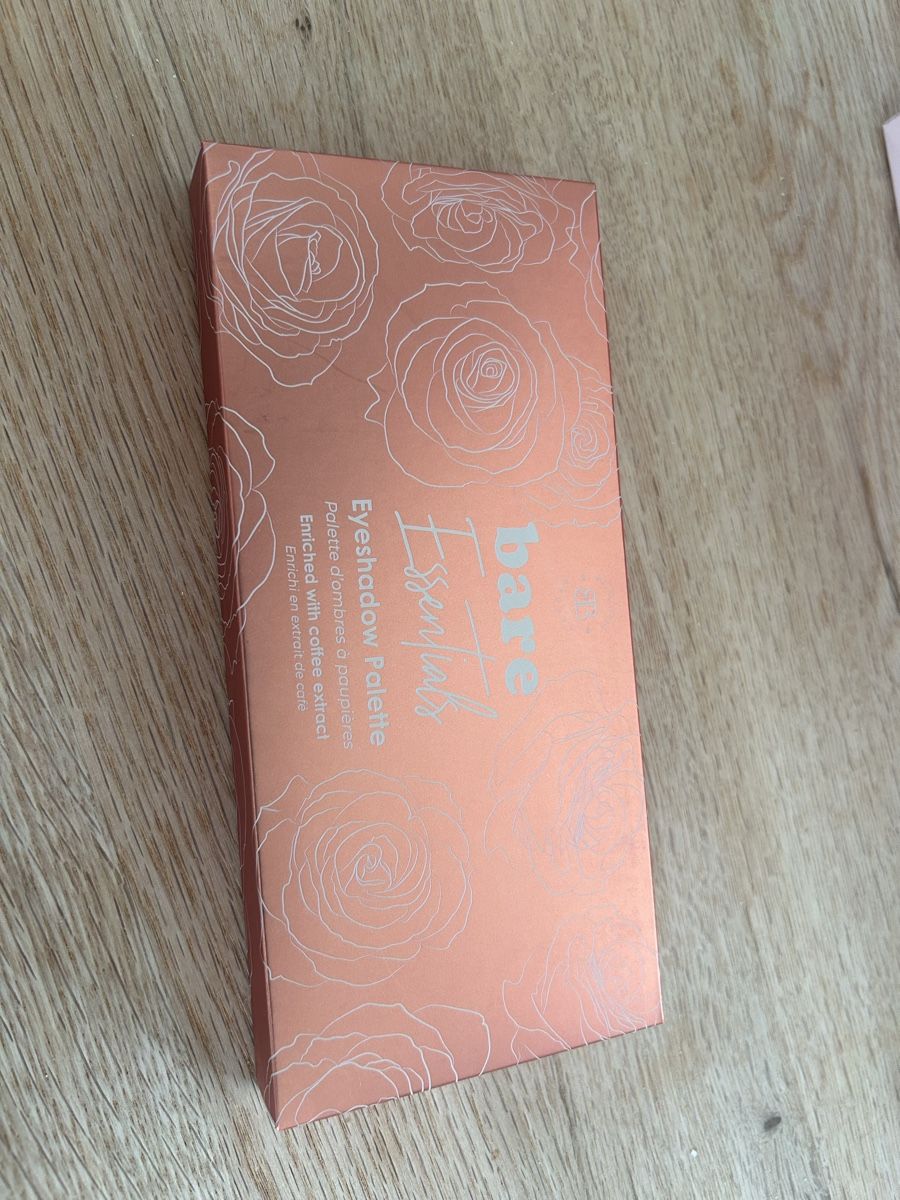 Make-up: Lidschattenpalette Bare Essentials – Neu und originalverpackt aus Kloten von raf_6nbr 2