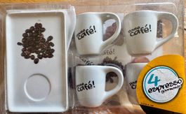 4 tasses à expresso avec soucoupes