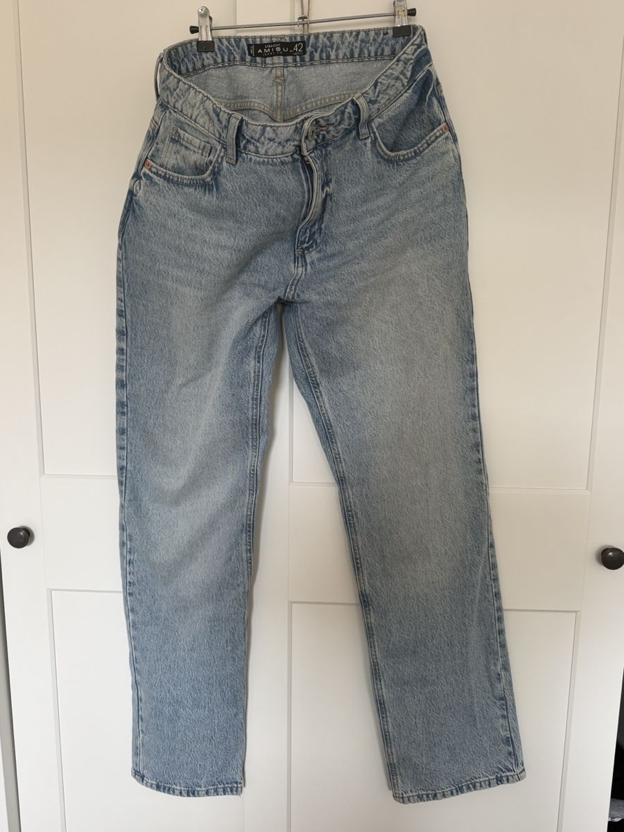 Jeans: Jean bleu taille 42  – Gebraucht aus La Chaux-de-Fonds von Sabinchenn