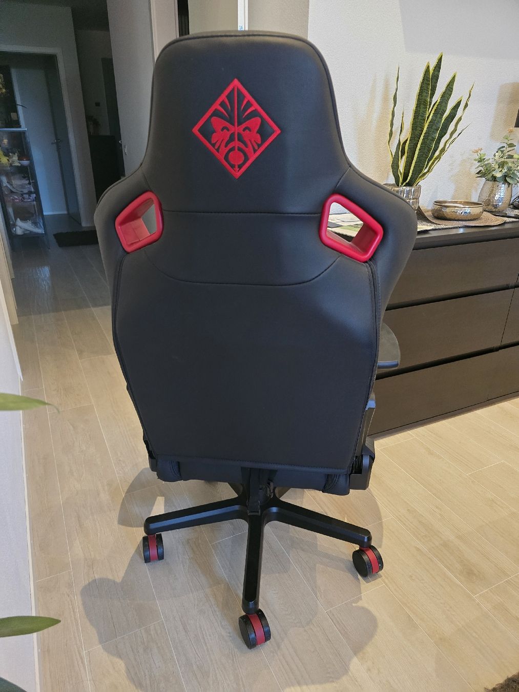 Poltrone: Gaming Chair / Chaise Gaming OMEN – Usato da Dompierre FR venduto da Naitcir 1