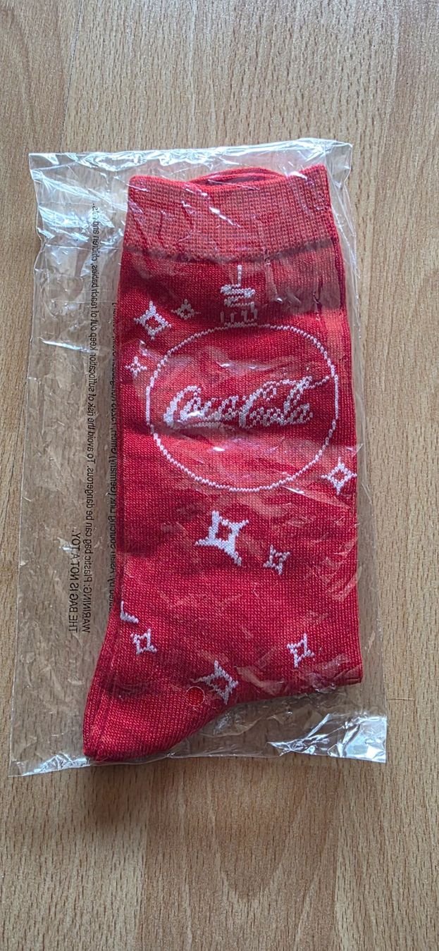 Calze: Coca Cola Socken, Unisex – Nuovo e nell'imballaggio originale da Niederbipp venduto da Tamara15101995