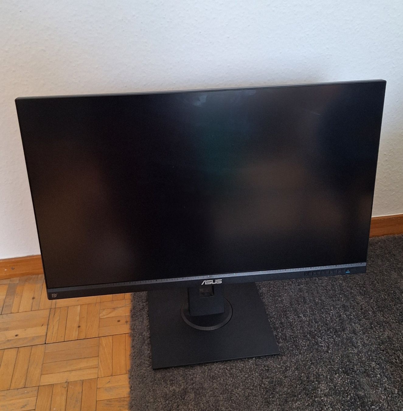 Asus Monitor: 27 Zoll Asus Bildschirm – Usato da Zürich venduto da Dancer10