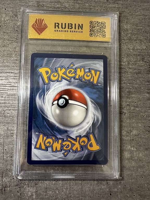 Karten: Pokemon Pikachu VMAX RGS 9.5 – Gebraucht aus Winterthur von ber_ylr8 1