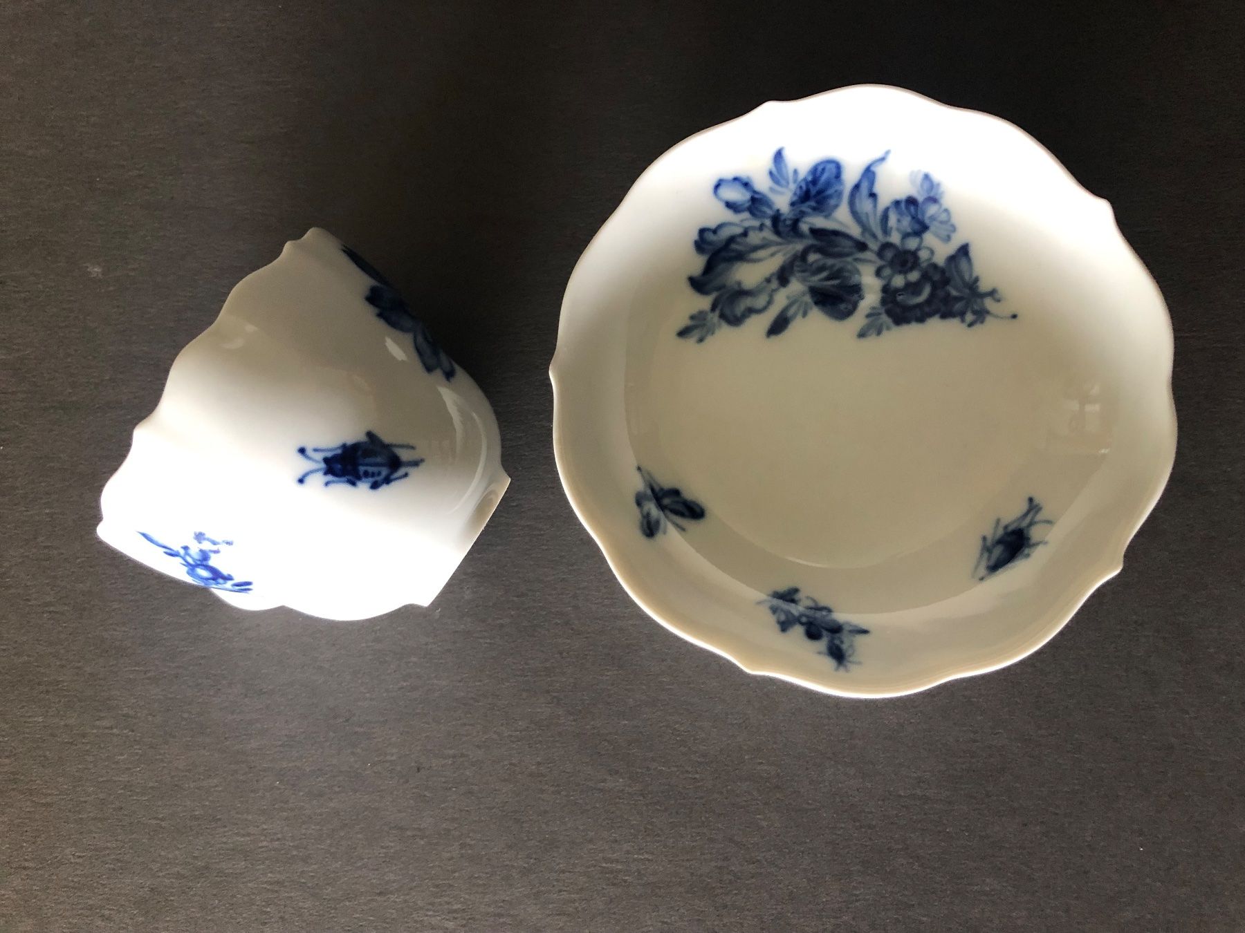 Tazze: Meissen Moccatasse, blaue Blumenmalerei – Usato da Neerach venduto da hankel 2