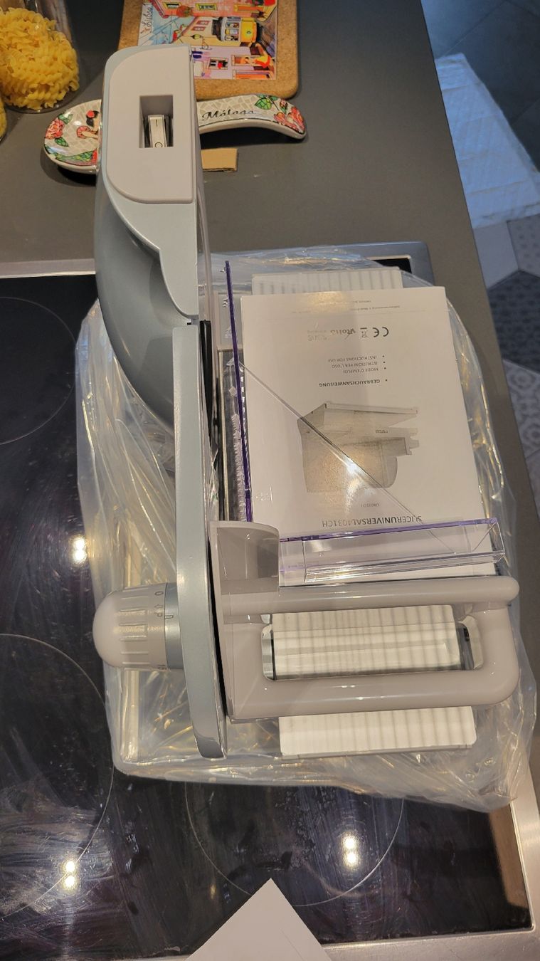 Rotel Elettrodomestici da cucina: Trancheuse Rotel Universal 4031CH - État neuf! – Nuovo e nell'imballaggio originale da Collombey venduto da lon_m7qd 2