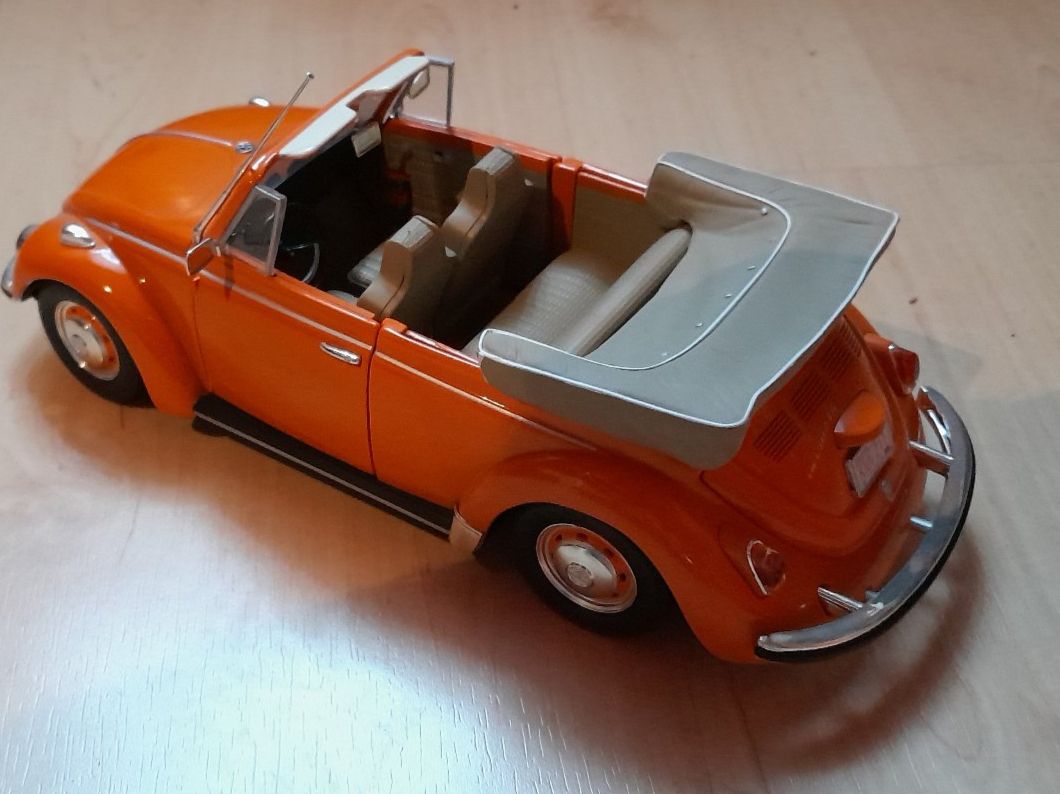 Revell Modellautos: Revell Volkswagen Käfer Convertible, 1:18 – Neu (gemäss Beschreibung) aus Frick von Windguru 2
