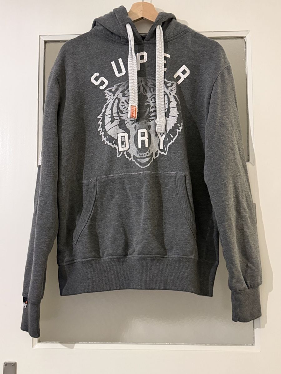 Superdry Maglioni & Felpe: Superdry Hoodie Grau Grösse M – Nuovo (secondo la descrizione) da Basel venduto da zukk_