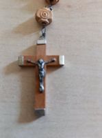 Rosenkranz Holz mit Kruzifix guter Zustand