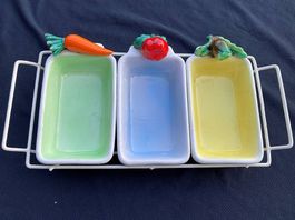 Joli présentoir vintage, parfait pour sauces, pickels ...!