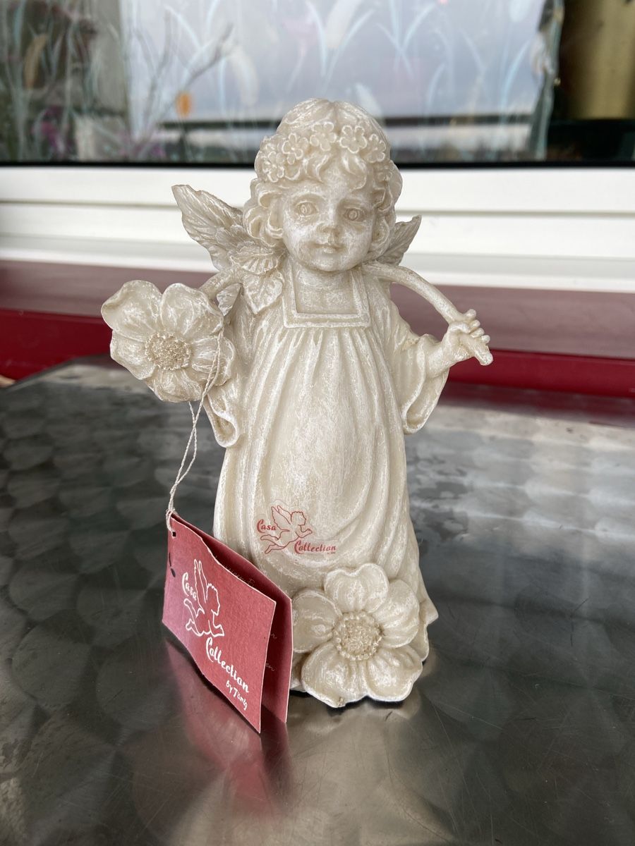 Figuren: Engel mit Blume Blumenengel 15cm Kunstharz – Neu (gemäss Beschreibung) aus Diessenhofen von Mariannrosa 1