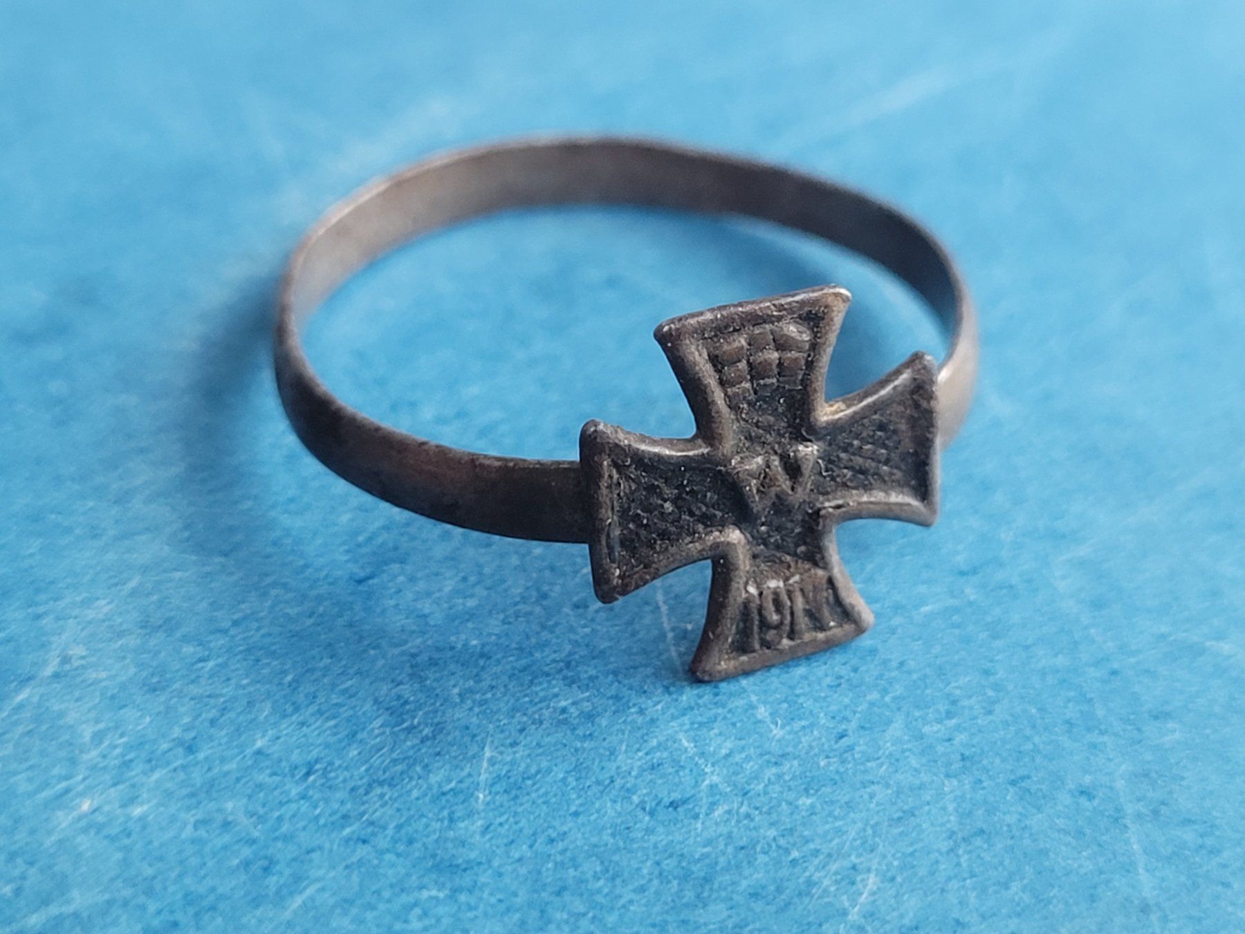 Armes blanches: Patriotischer Ring, Eisernes Kreuz – D'occasion à Kriens par KTP