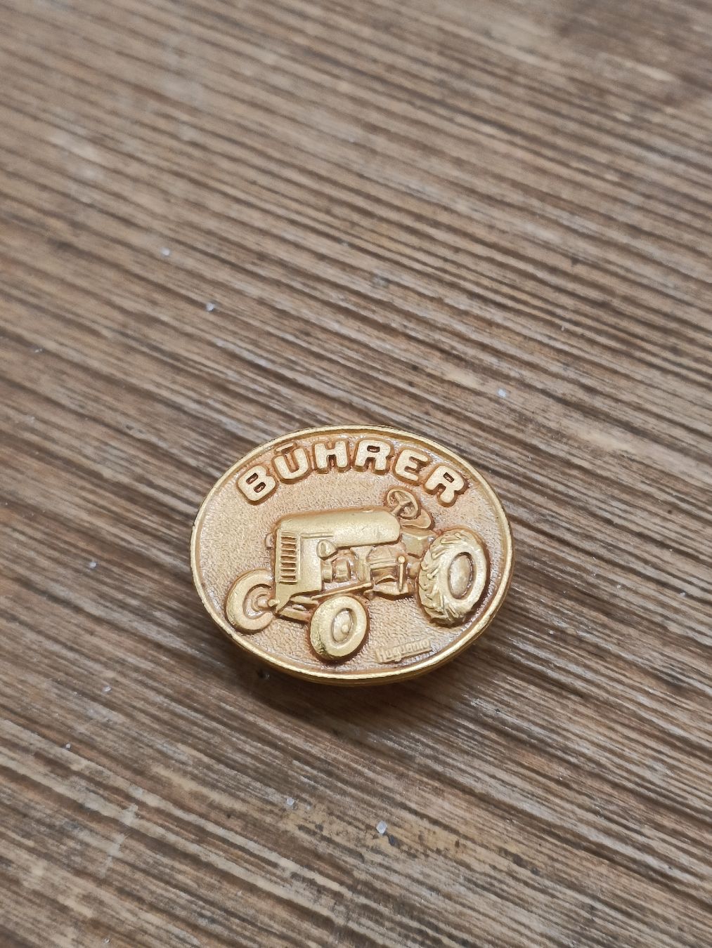 Azeeda Guillotine Pin Button Abzeichen – 38 Mm Designerstück